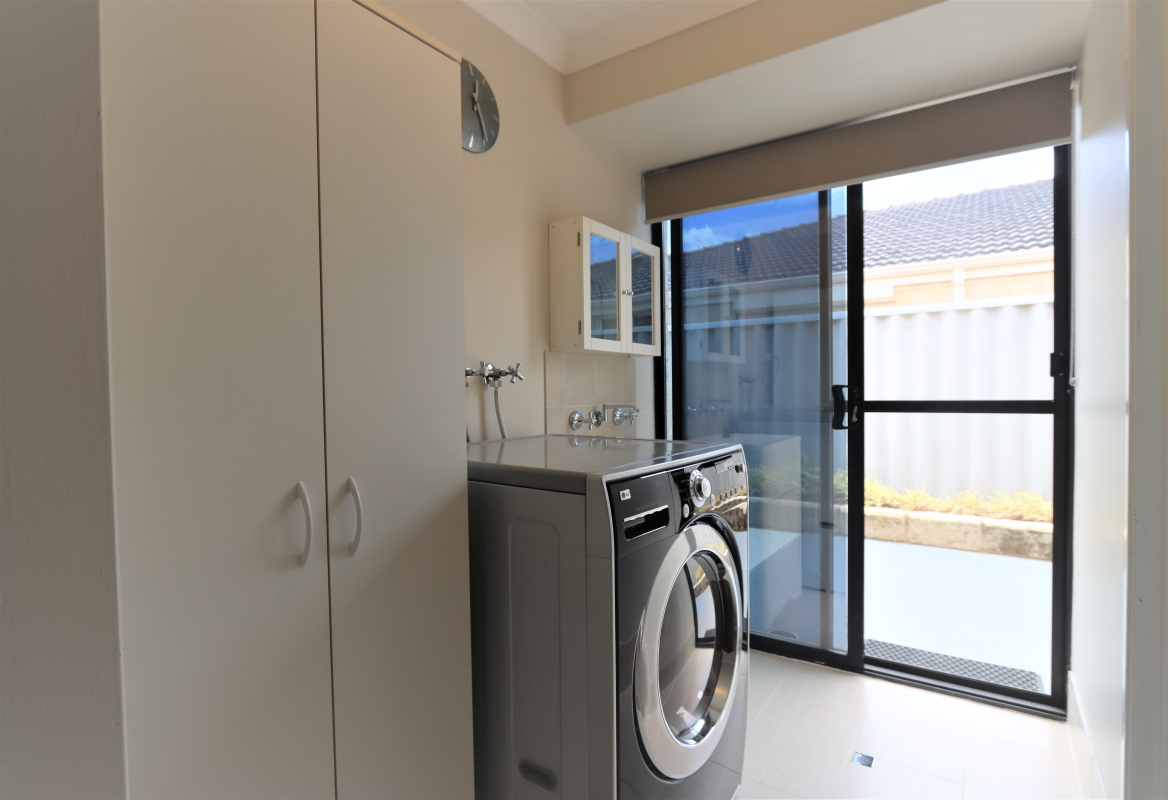 19 Champion Drive, BERTRAM, WA 6167 AUS