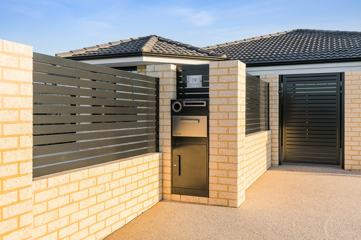 19 Champion Drive, BERTRAM, WA 6167 AUS