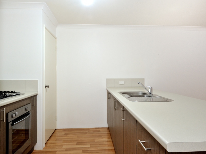 60 Walden Street, WELLARD, WA 6170 AUS