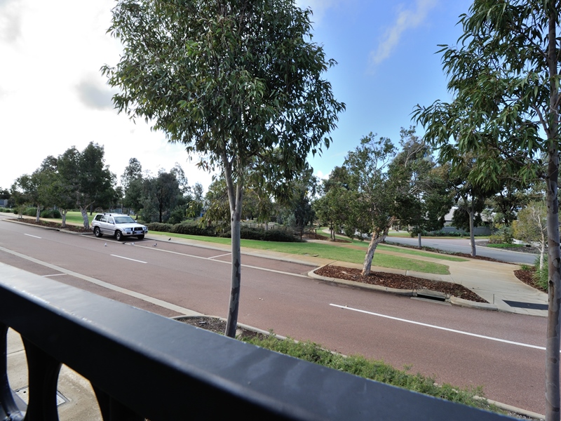 60 Walden Street, WELLARD, WA 6170 AUS