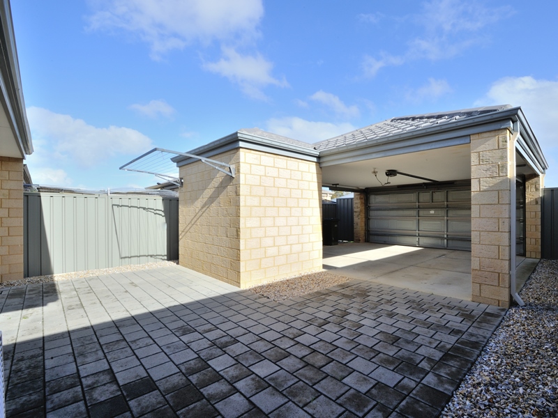 60 Walden Street, WELLARD, WA 6170 AUS