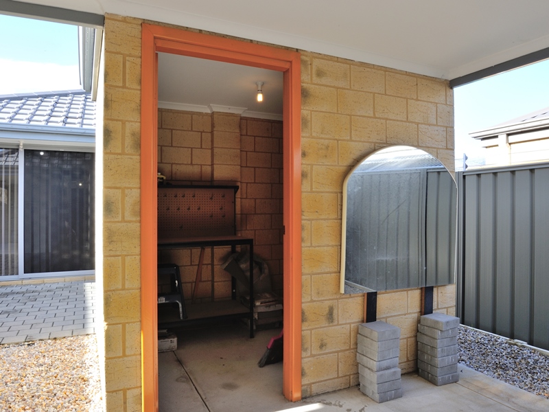 60 Walden Street, WELLARD, WA 6170 AUS