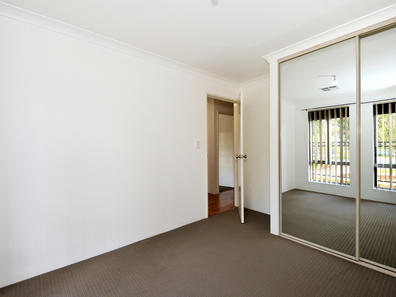 60 Walden Street, WELLARD, WA 6170 AUS