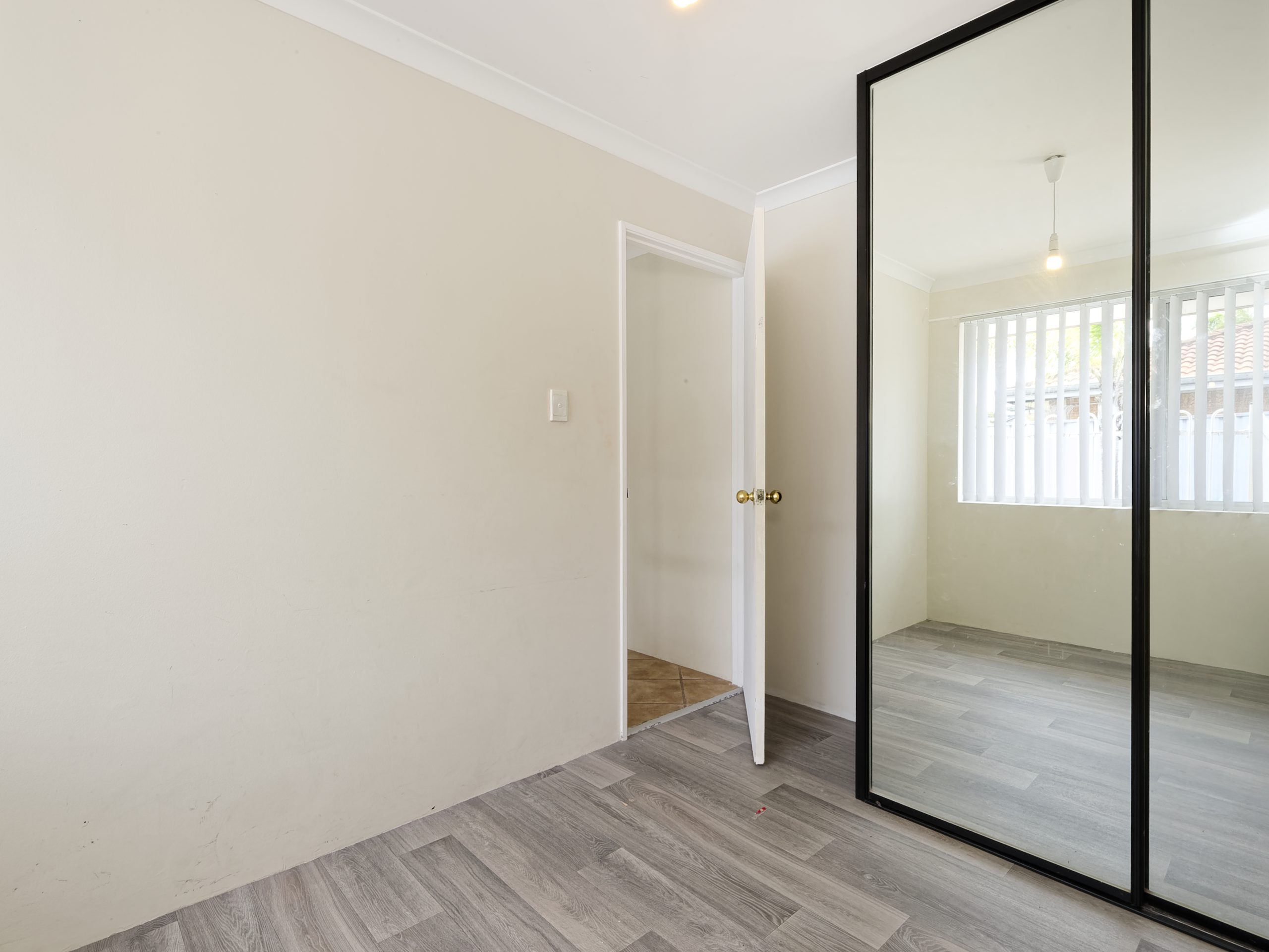 3 Thames Way, WARNBRO, WA 6169 AUS