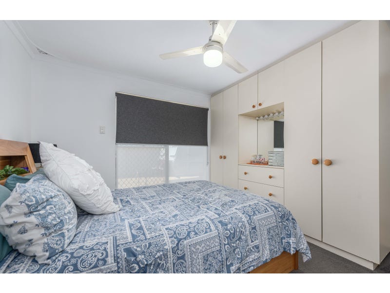 5 Farrington Street, WARNBRO, WA 6169 AUS