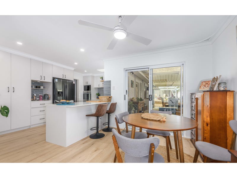 5 Farrington Street, WARNBRO, WA 6169 AUS