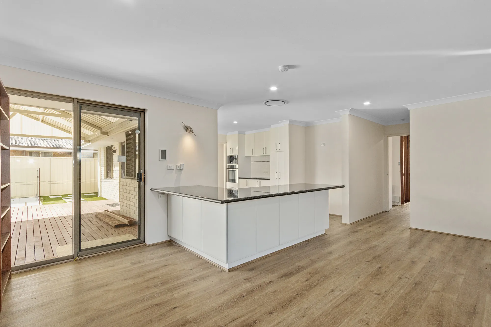 9 Rockett Way, BULL CREEK, WA 6149 AUS