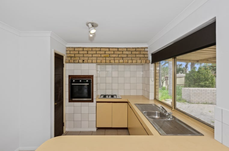 1 Royce Road, GREENFIELDS, WA 6210 AUS