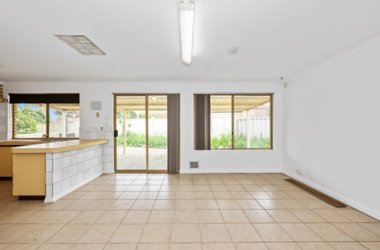 1 Royce Road, GREENFIELDS, WA 6210 AUS