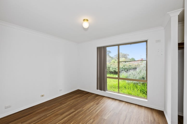 1 Royce Road, GREENFIELDS, WA 6210 AUS