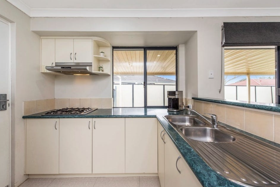 76 Pimento Circle, PORT KENNEDY, WA 6172 AUS