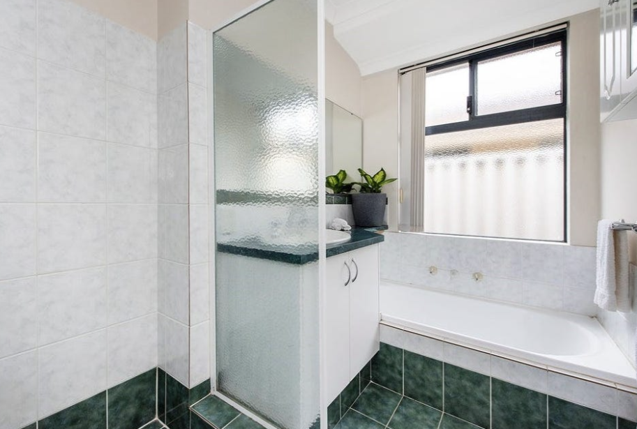 76 Pimento Circle, PORT KENNEDY, WA 6172 AUS