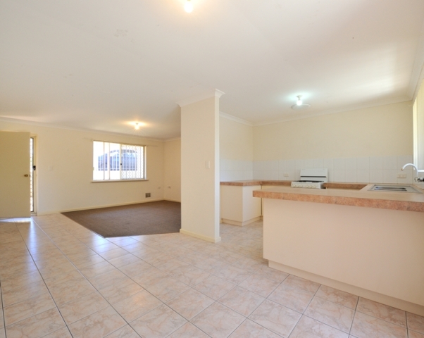 8/23 Edwards Street, LEDA, WA 6170 AUS