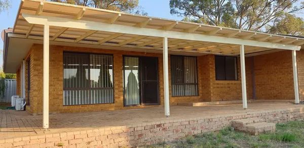 17 Moysey Court, PARMELIA, WA 6167 AUS