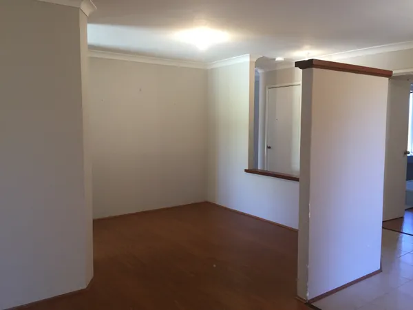 17 Moysey Court, PARMELIA, WA 6167 AUS