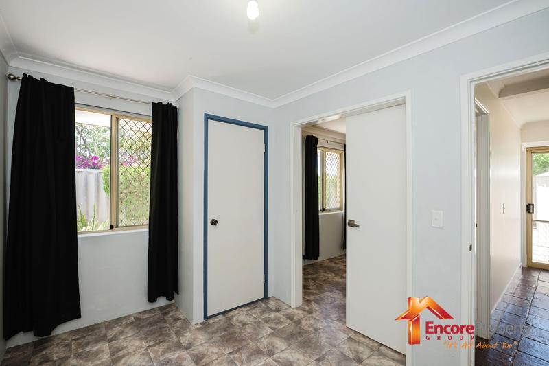 5 Delray Close, WARNBRO, WA 6169 AUS