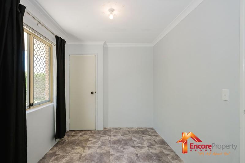 5 Delray Close, WARNBRO, WA 6169 AUS