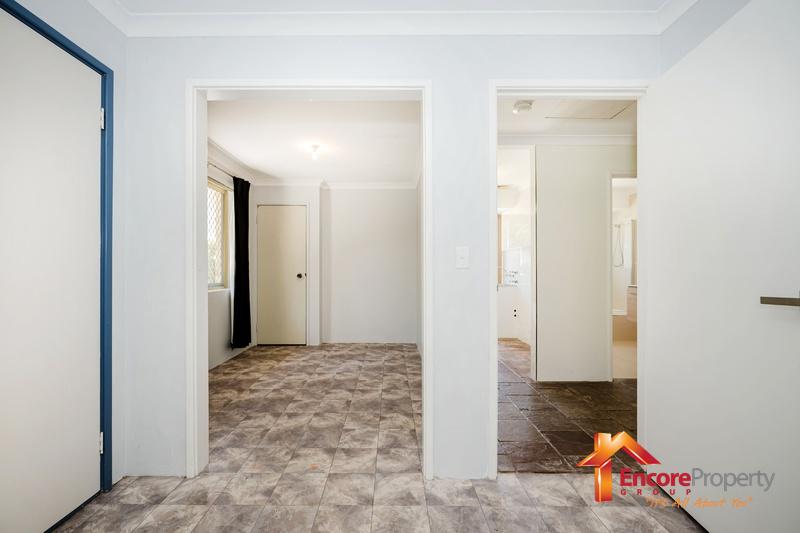 5 Delray Close, WARNBRO, WA 6169 AUS