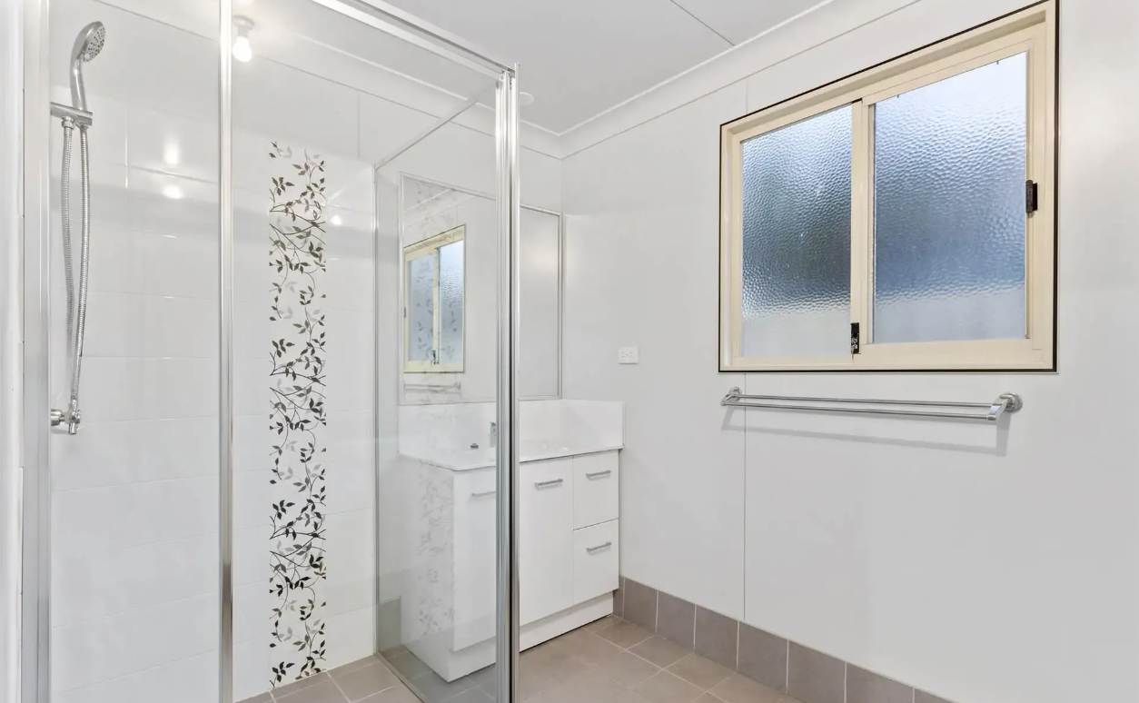 16a Aldington street, MADDINGTON, WA 6109 AUS