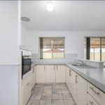 47 Oakwood Crescent, WAIKIKI, WA 6169 AUS