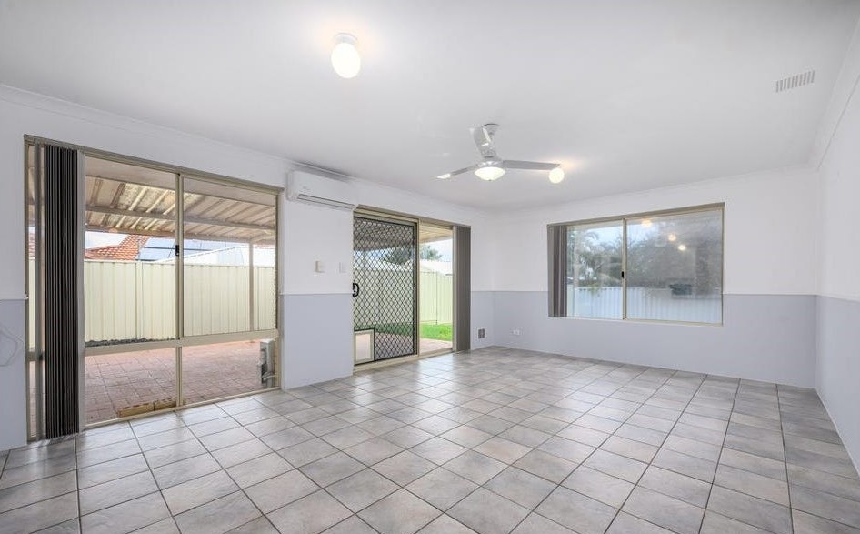 47 Oakwood Crescent, WAIKIKI, WA 6169 AUS