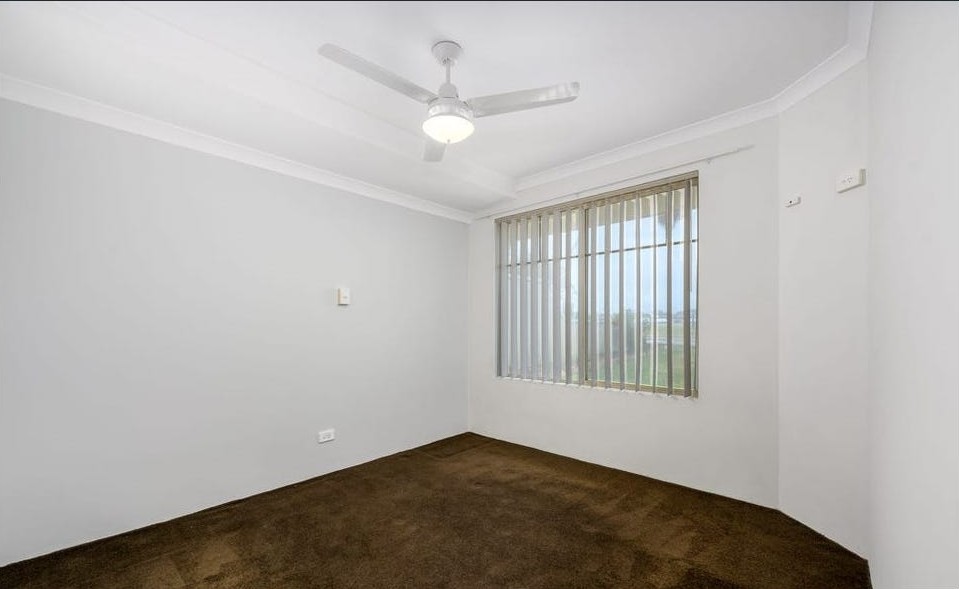 47 Oakwood Crescent, WAIKIKI, WA 6169 AUS