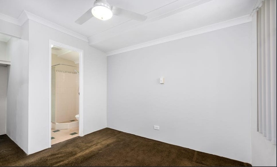 47 Oakwood Crescent, WAIKIKI, WA 6169 AUS