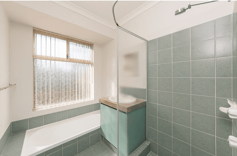 1 Appletree Place, GREENFIELDS, WA 6210 AUS