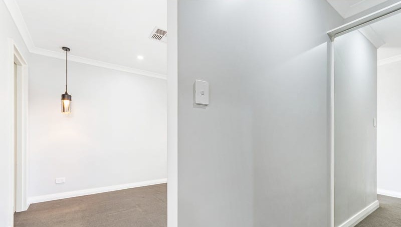 176 Graceful Boulevard, ALKIMOS, WA 6038 AUS