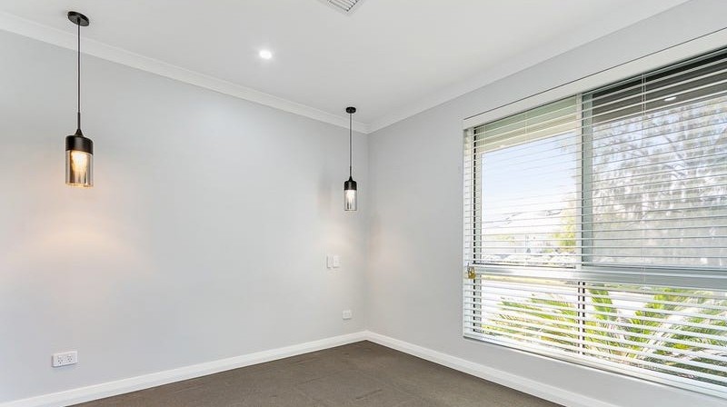 176 Graceful Boulevard, ALKIMOS, WA 6038 AUS