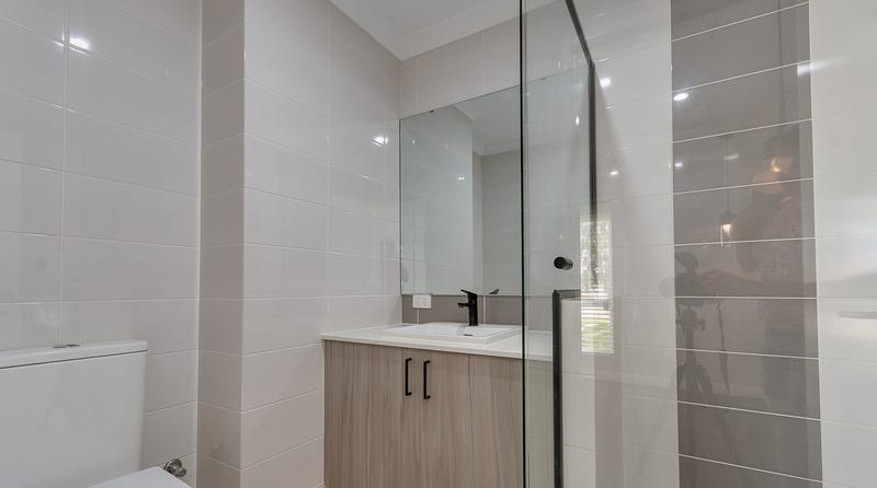 176 Graceful Boulevard, ALKIMOS, WA 6038 AUS