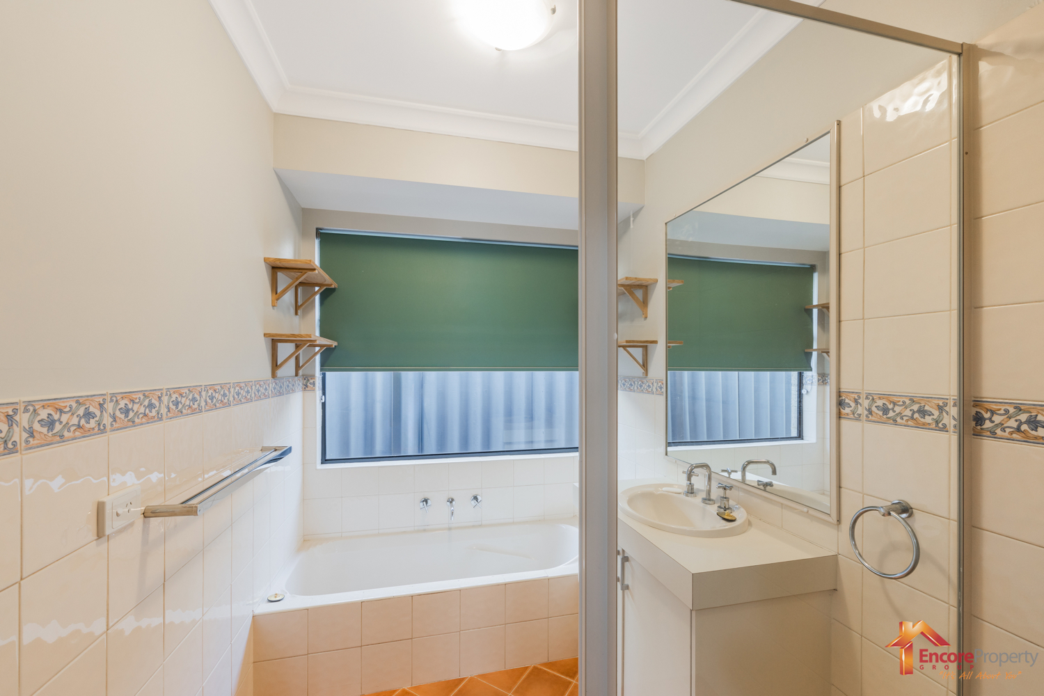 7 Cote D'Azur Gardens, PORT KENNEDY, WA 6172 AUS