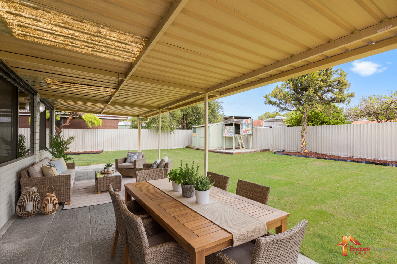 26 Torcross Street, WARNBRO, WA 6169 AUS