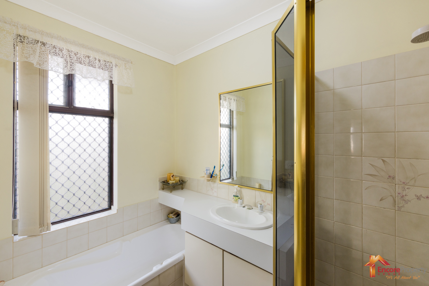 5 Limer Place, PARMELIA, WA 6167 AUS