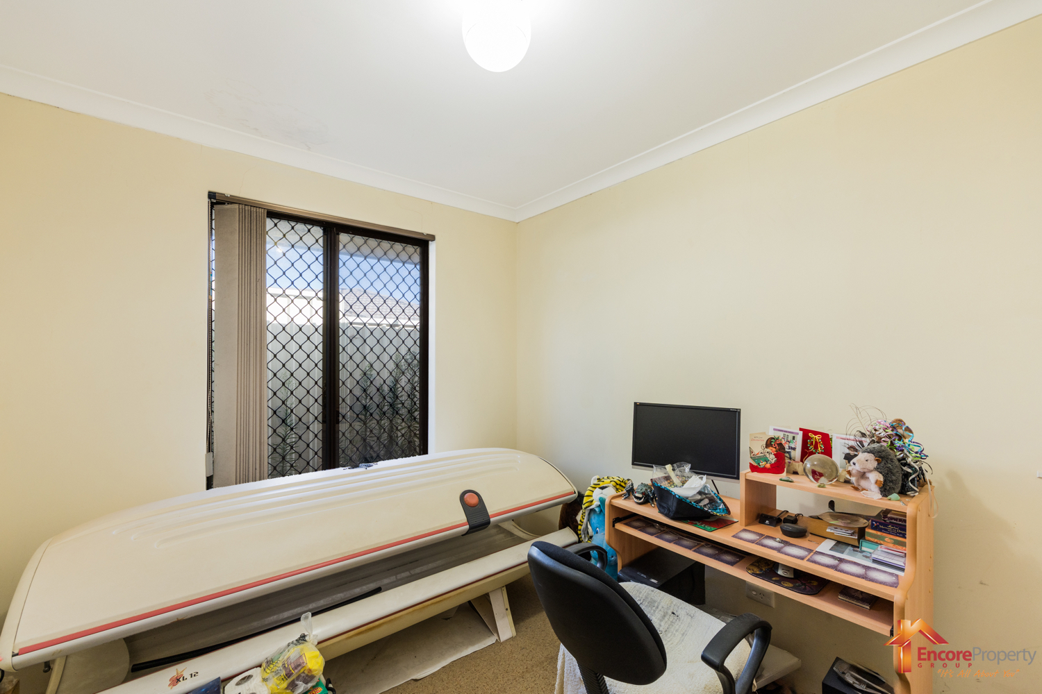 5 Limer Place, PARMELIA, WA 6167 AUS