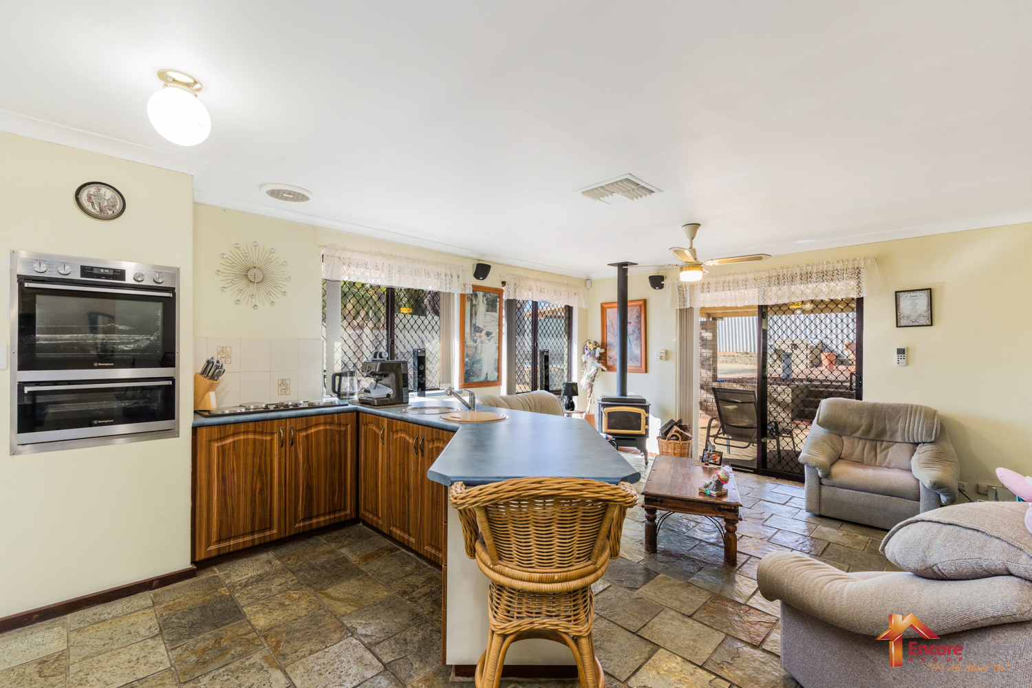 5 Limer Place, PARMELIA, WA 6167 AUS