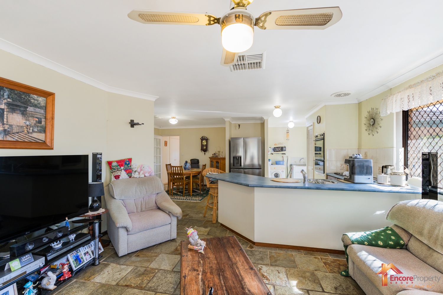 5 Limer Place, PARMELIA, WA 6167 AUS