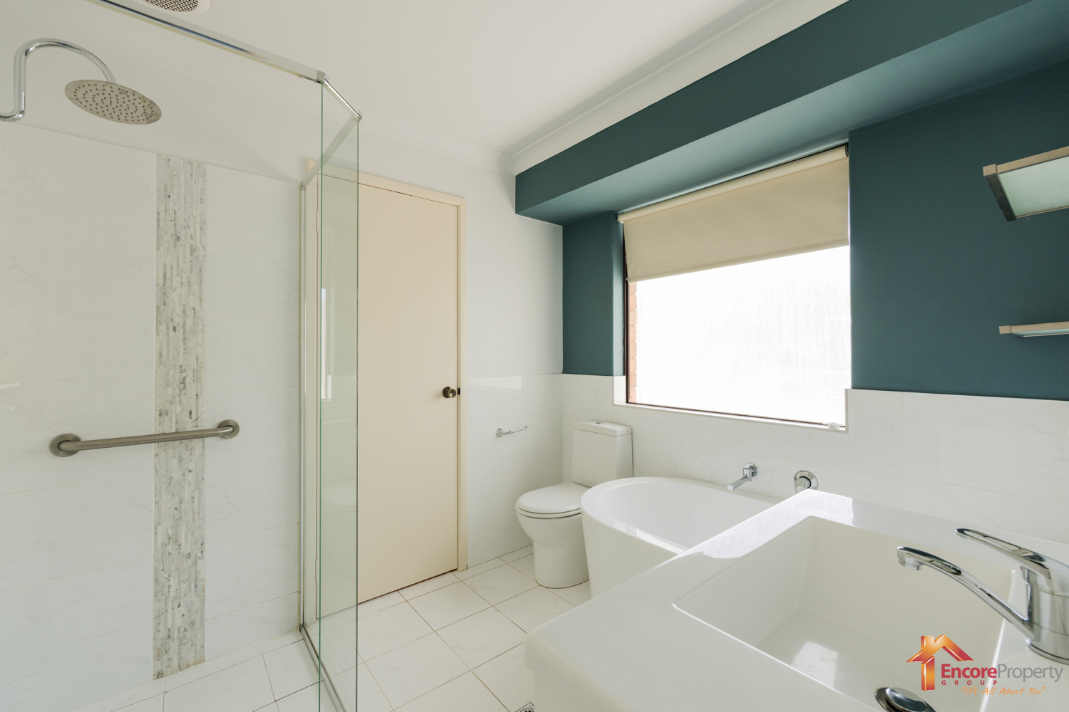 4A Gladstone Road, LEEMING, WA 6149 AUS